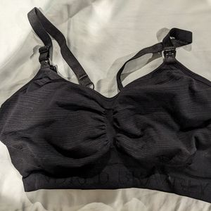 Kindred bravely nursing and pumping bra